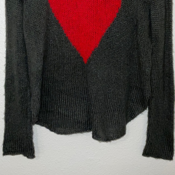 Woodenships Women’s Knit Red heart Gray Crew Neck Mohair wool Blend Sweater S/M - Picture 5 of 11